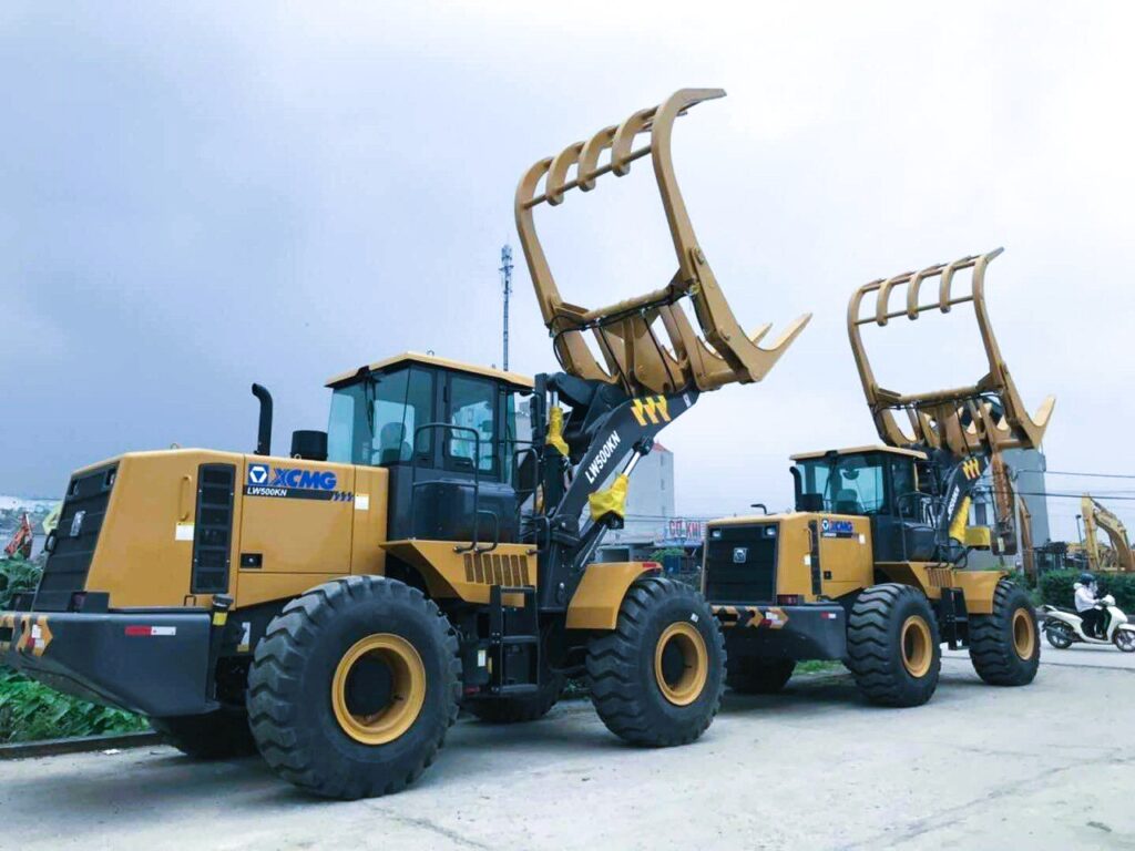 Máy xúc kẹp gỗ XCMG LW300KN / LW500KN