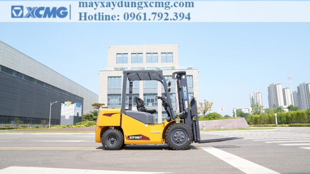 Xe Nâng XCMG XCF35KT – Tải Trọng 3,5 Tấn, Đa Năng, Thông Dụng